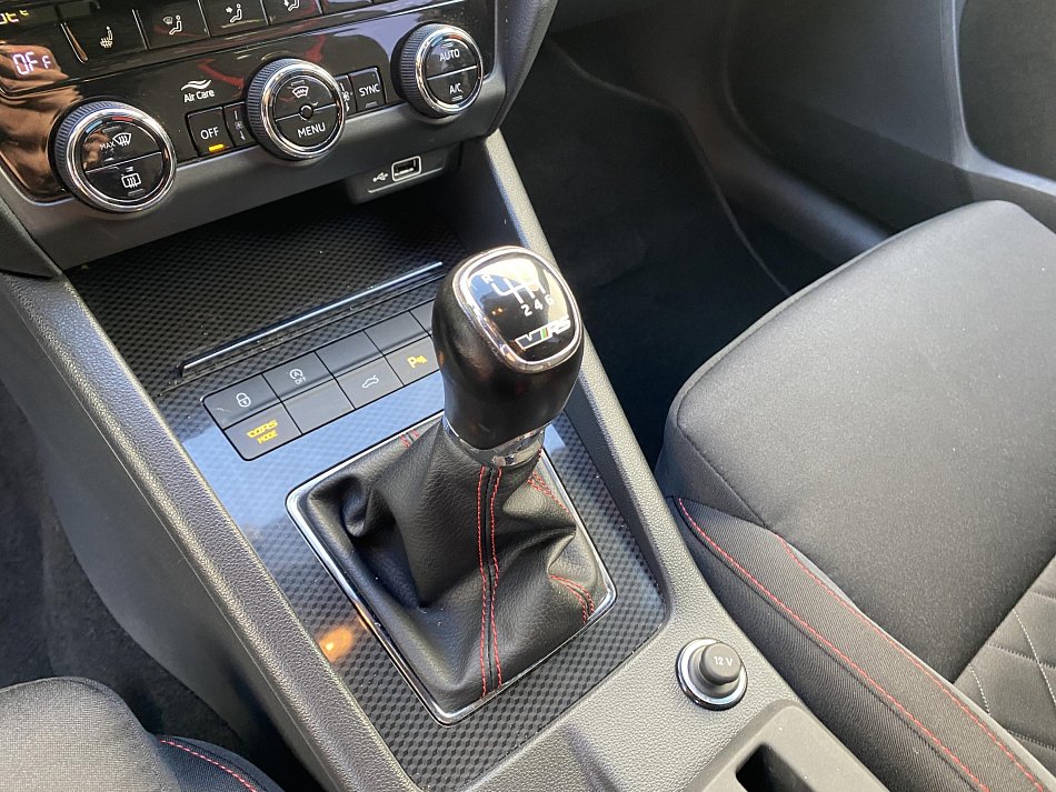 Škoda Octavia III 2.0 TDi RS