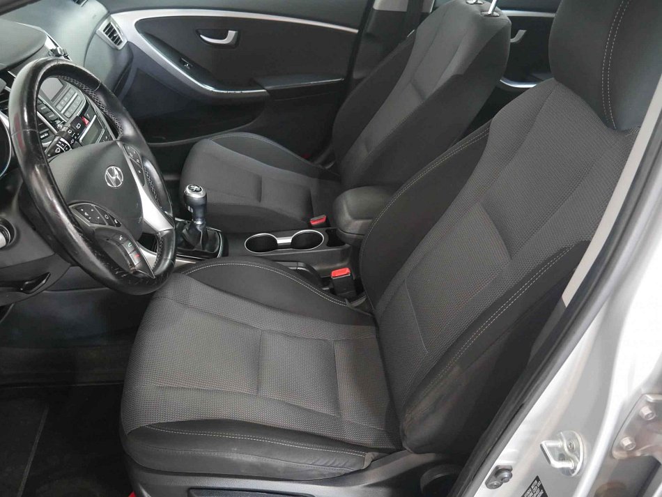 Hyundai I30 1.6CRDi 