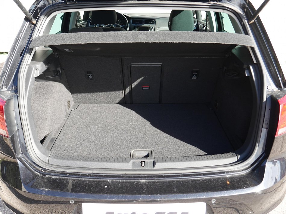 Volkswagen Golf 1.4 TSi 