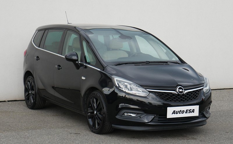Opel Zafira 1.4i 