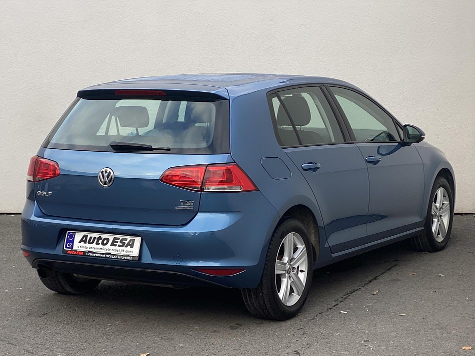 Volkswagen Golf 1.2 TSi Comfortline VII