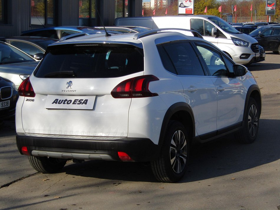 Peugeot 2008 1.2 PT Allure