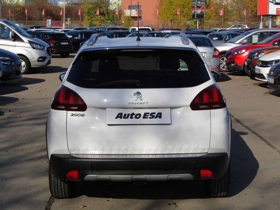 Peugeot 2008 1.2 PT Allure