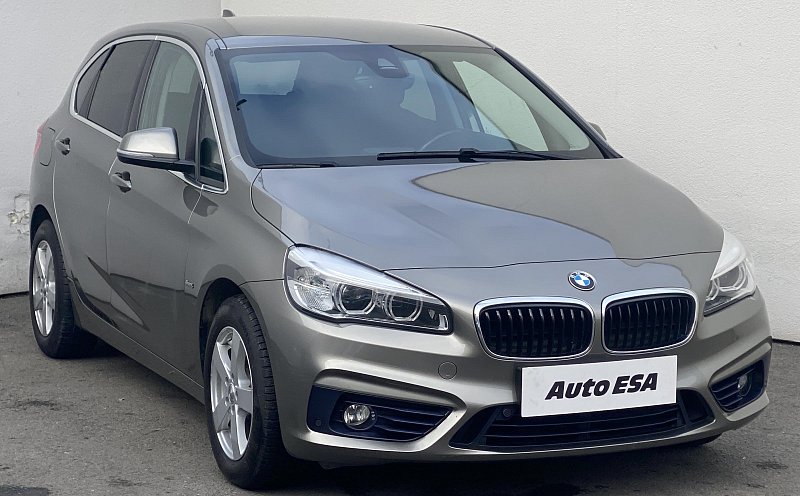 BMW Řada 2 2.0 D Sport 218d