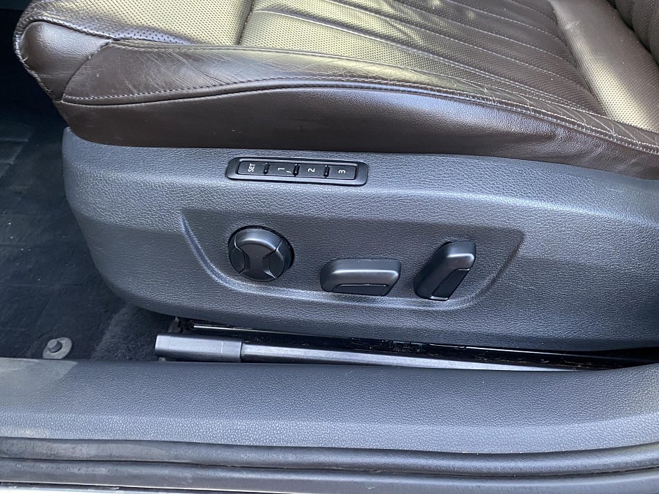Škoda Superb III 2.0 TDi L&K