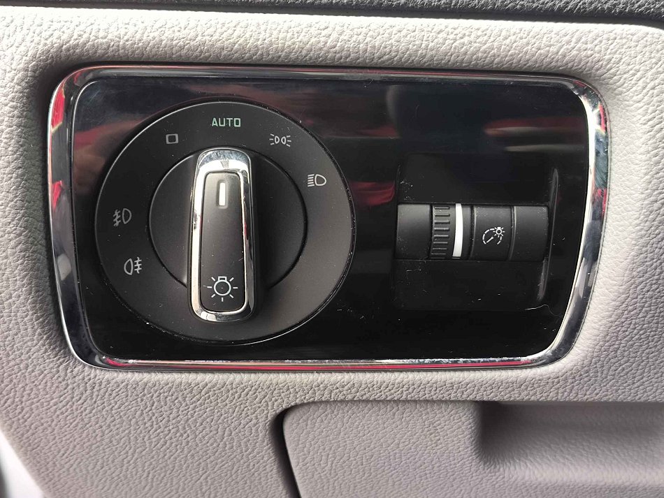 Škoda Superb II 2.0TDi 