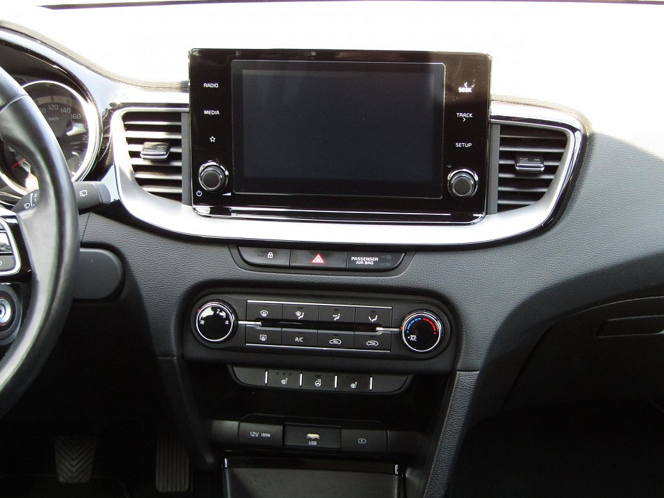 Kia Ceed 1.5 T-GDi Vision