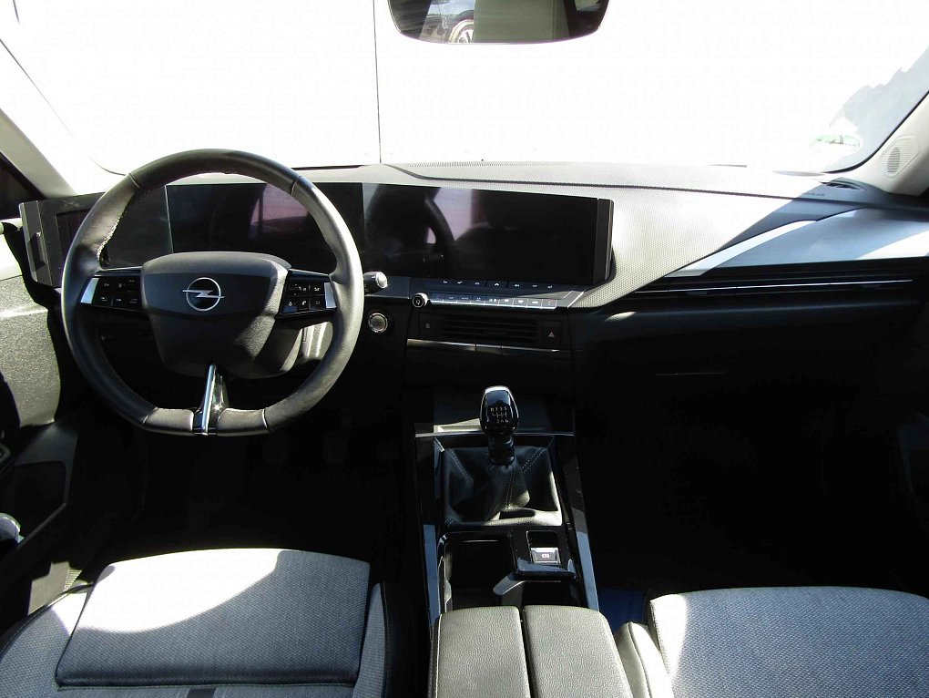 Opel Astra 1.5 CDTi Elegance