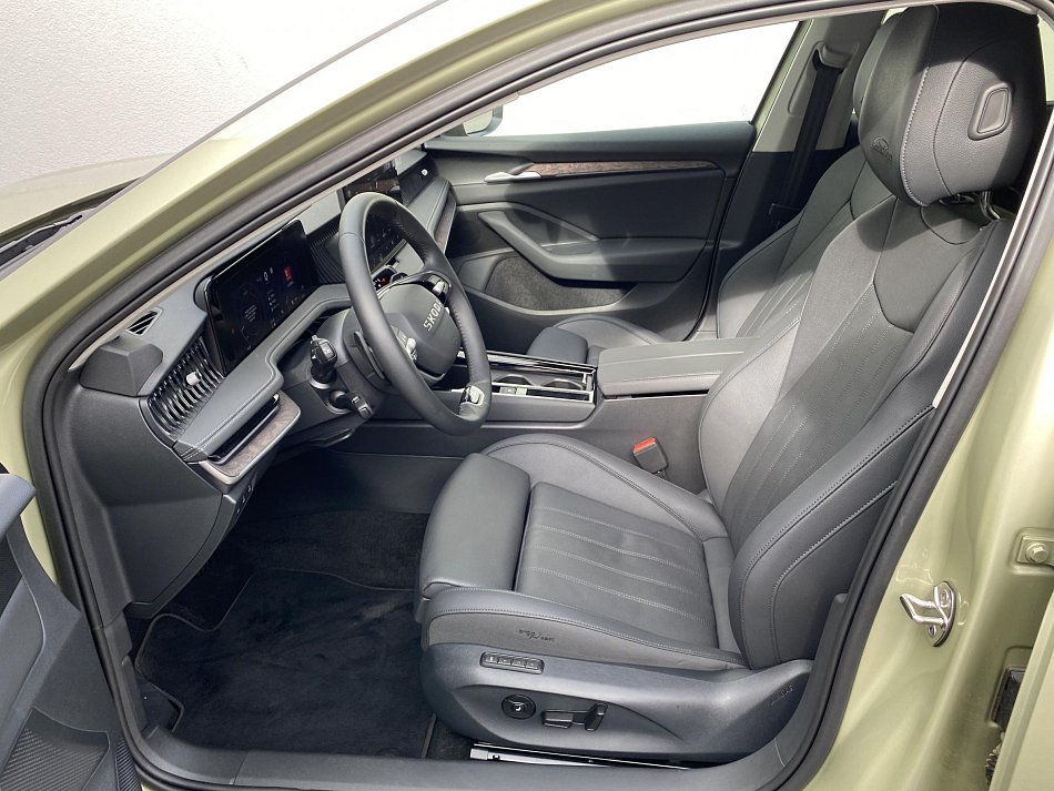 Škoda Superb IV 2.0 TDi L&K 4x4