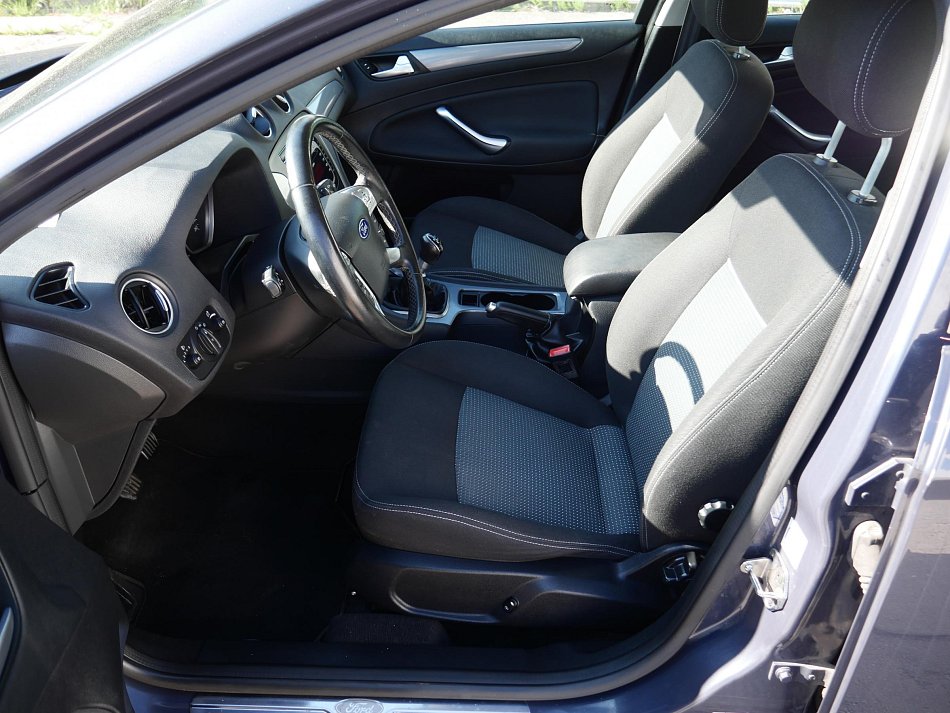 Ford Mondeo 2.0TDCi 