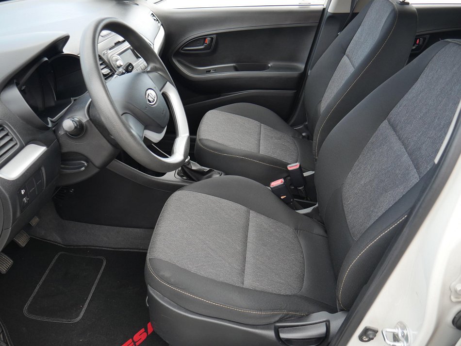 Kia Picanto 1.0i 