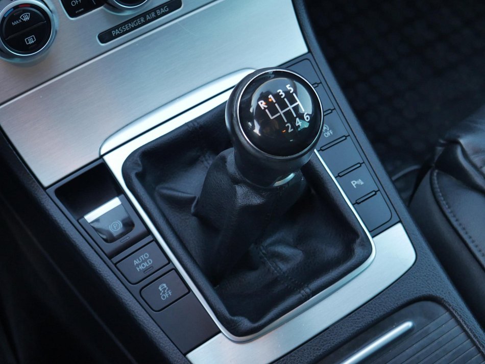 Volkswagen Passat 2.0 TDi 