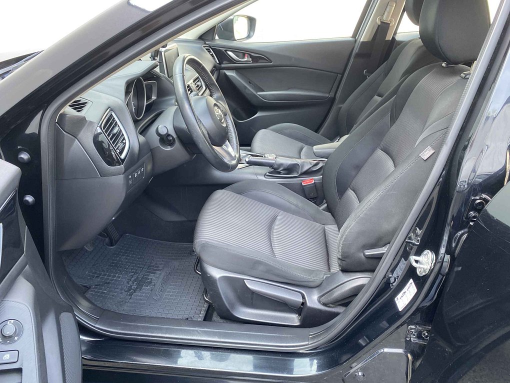 Mazda 3 2.0i 