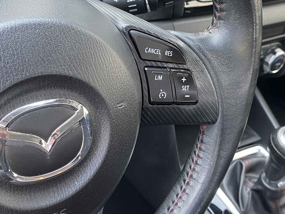 Mazda 3 2.0i 