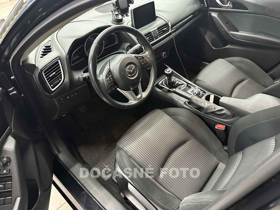 Mazda 3 2.0i 