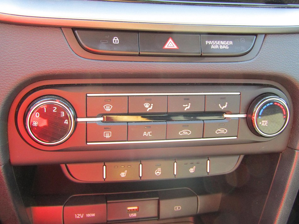 Kia Ceed 1.5 T-GDi Spin