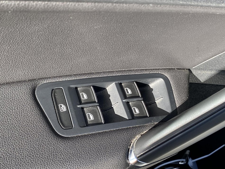 Volkswagen Golf 2.0 TDi Highline