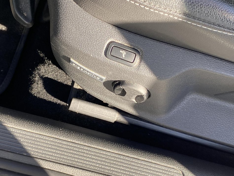 Volkswagen Golf 2.0 TDi Highline