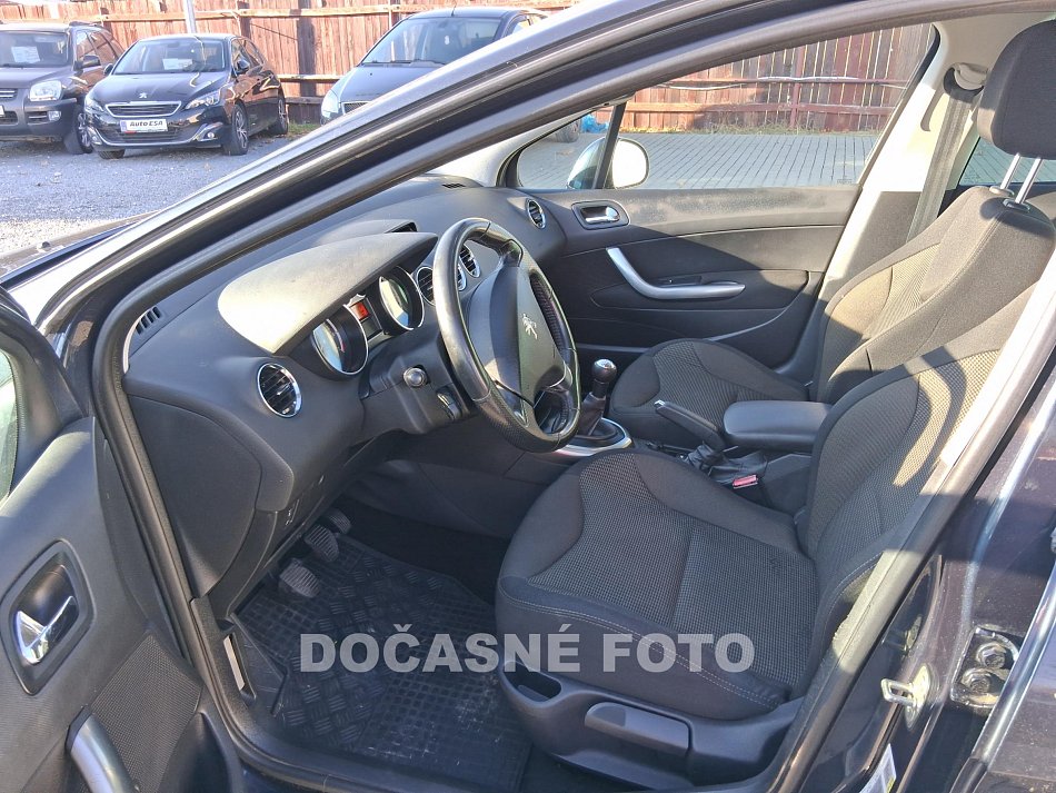 Peugeot 308 1.6 i 