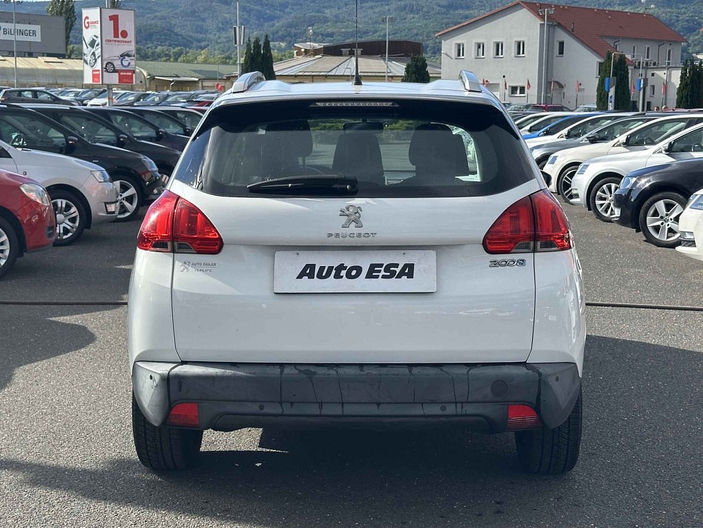 Peugeot 2008 1.2PT 