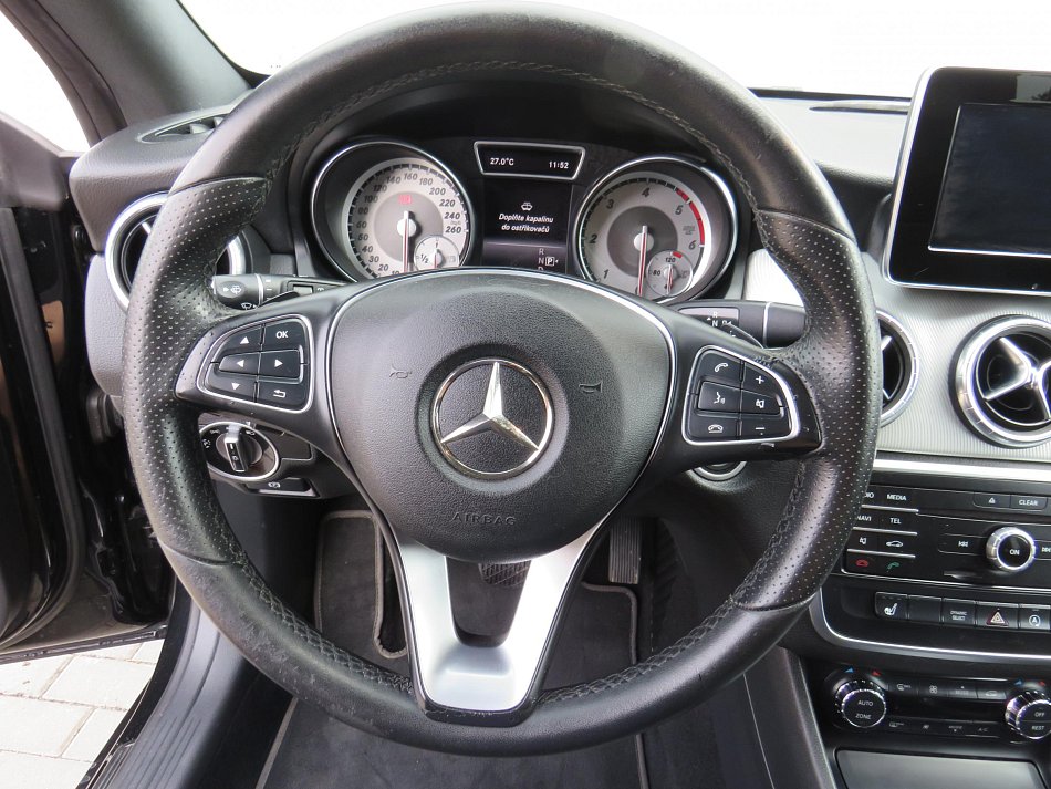 Mercedes-Benz CLA 2.2 CDi 