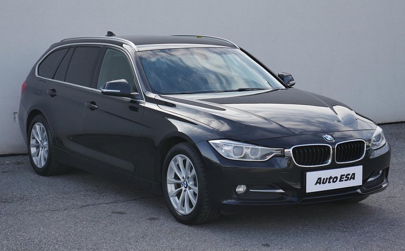 BMW Řada 3 2.0d Sport Line 320d xDrive