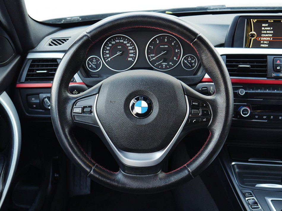 BMW Řada 3 2.0d Sport Line 320d xDrive