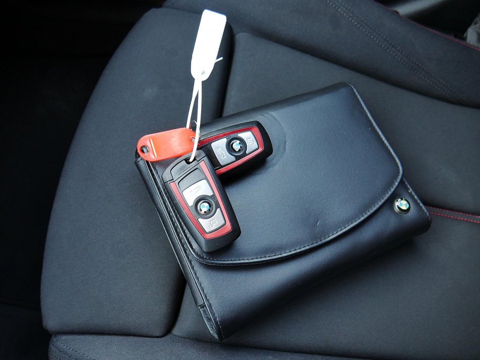 BMW Řada 3 2.0d Sport Line 320d xDrive