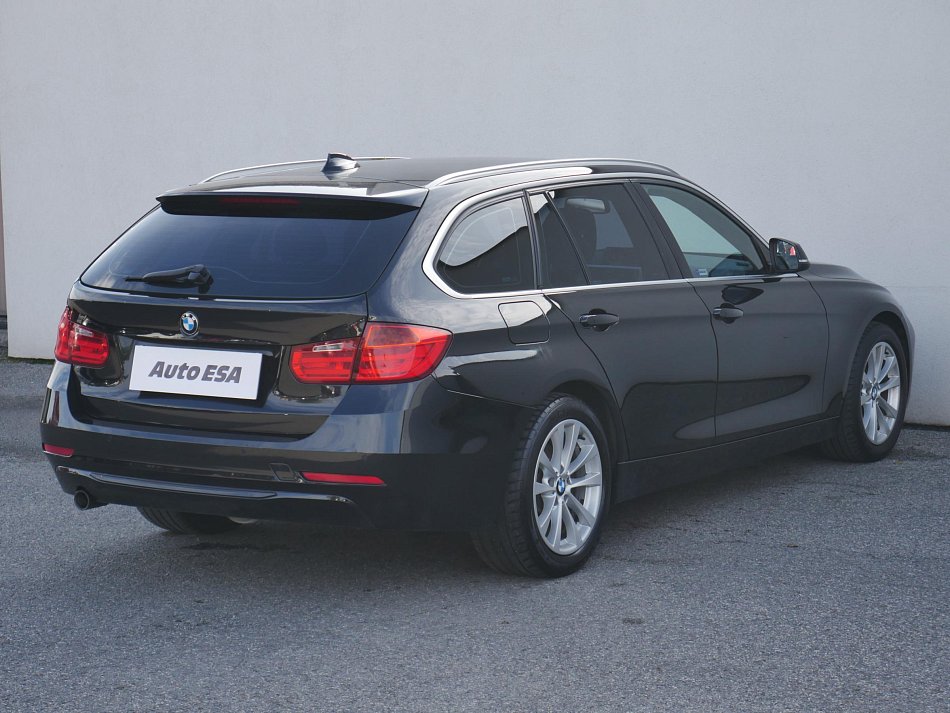 BMW Řada 3 2.0d Sport Line 320d xDrive