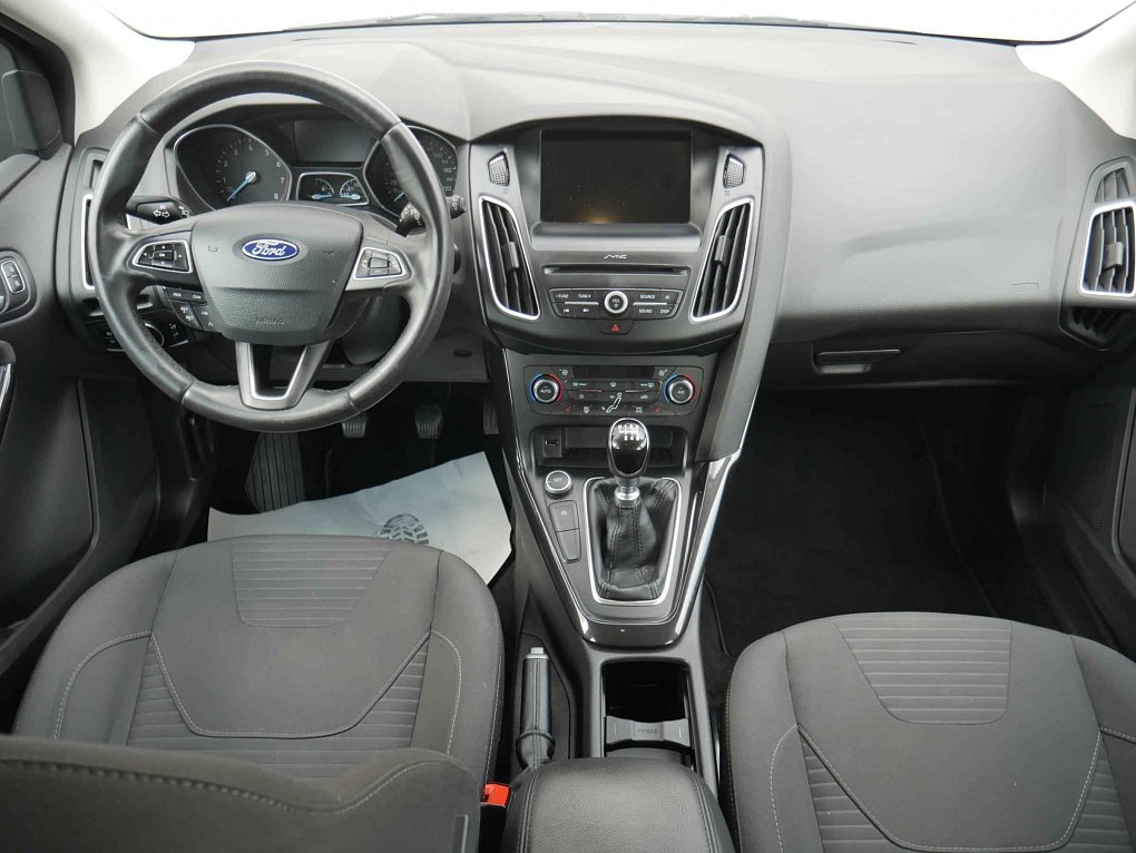 Ford Focus 1.5 EB Titanium