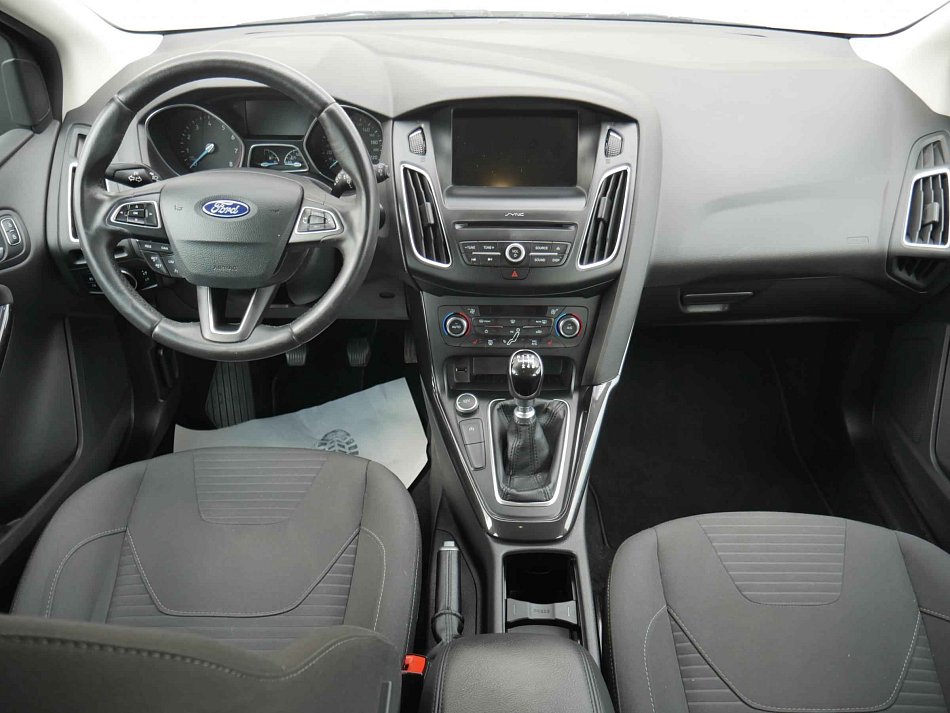 Ford Focus 1.5 EB Titanium