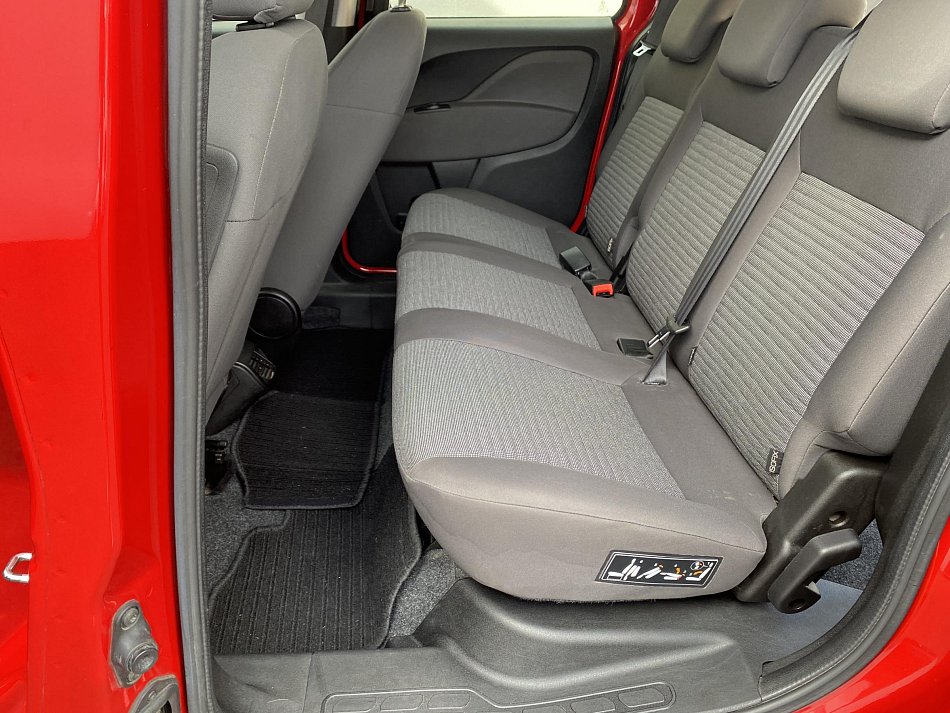 Fiat Dobló 1.4T Lounge