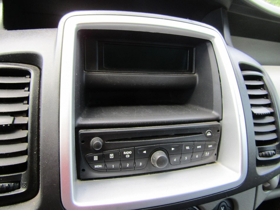 Renault Trafic 2.0dCi 