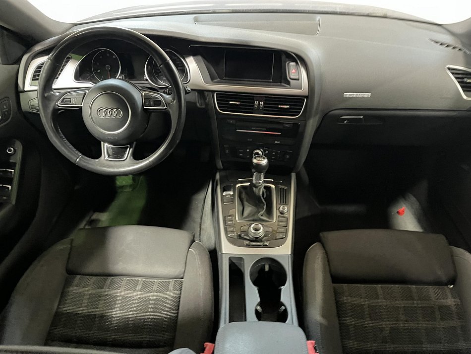 Audi A5 2.0 TFSi S-line Quattro