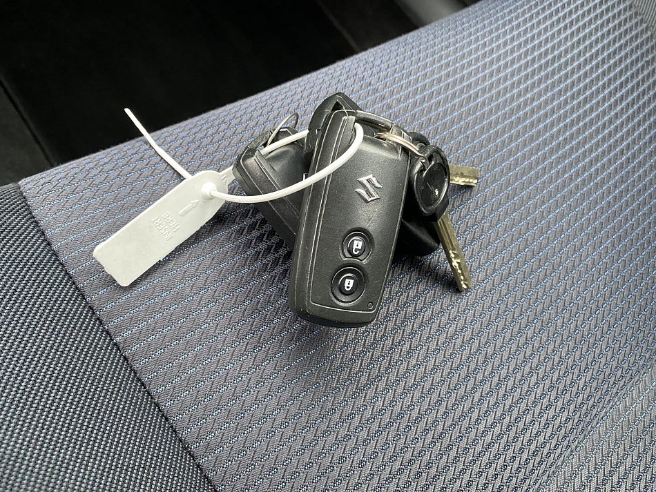 Suzuki Swift 1.3i  4x4