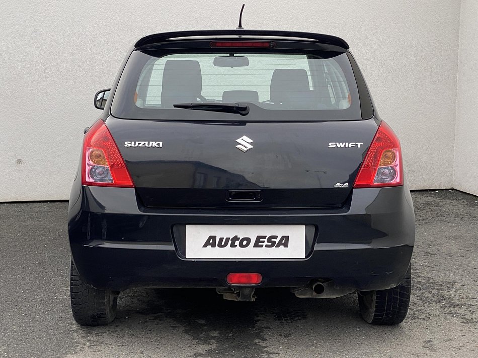 Suzuki Swift 1.3i  4x4