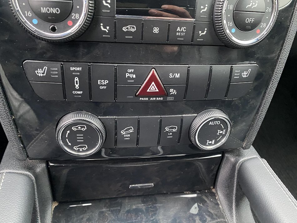 Mercedes-Benz GL 3.0CDi  4Mat, 7míst