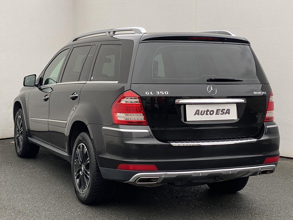 Mercedes-Benz GL 3.0CDi  4Mat, 7míst