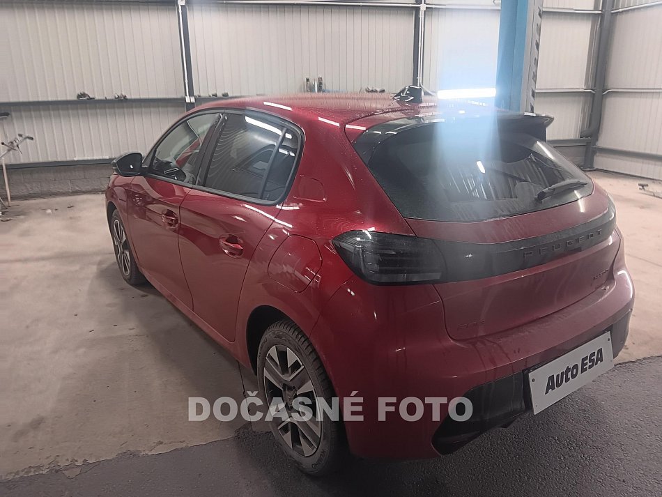 Peugeot 208 1.2PT Hybrid 