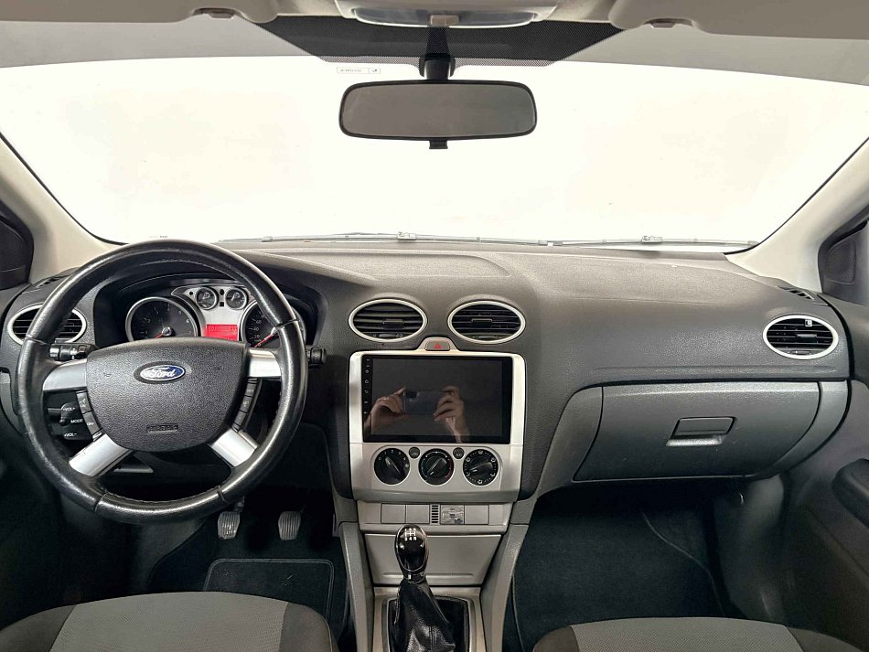 Ford Focus 1.6i 