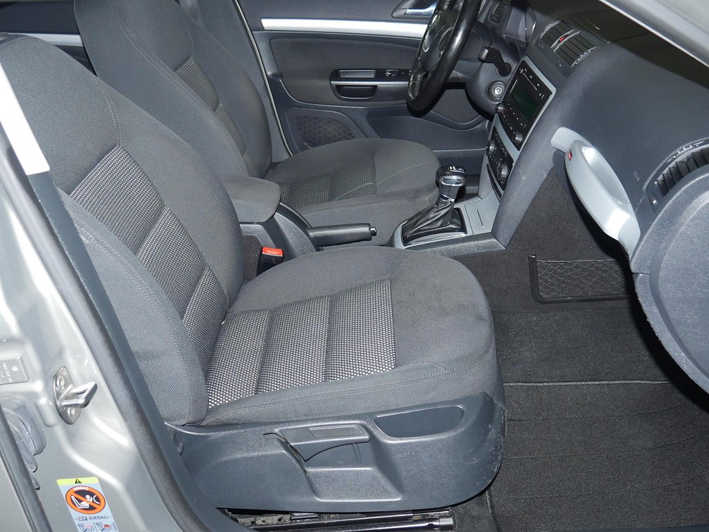 Škoda Octavia II 2.0 TDi Scout 4x4
