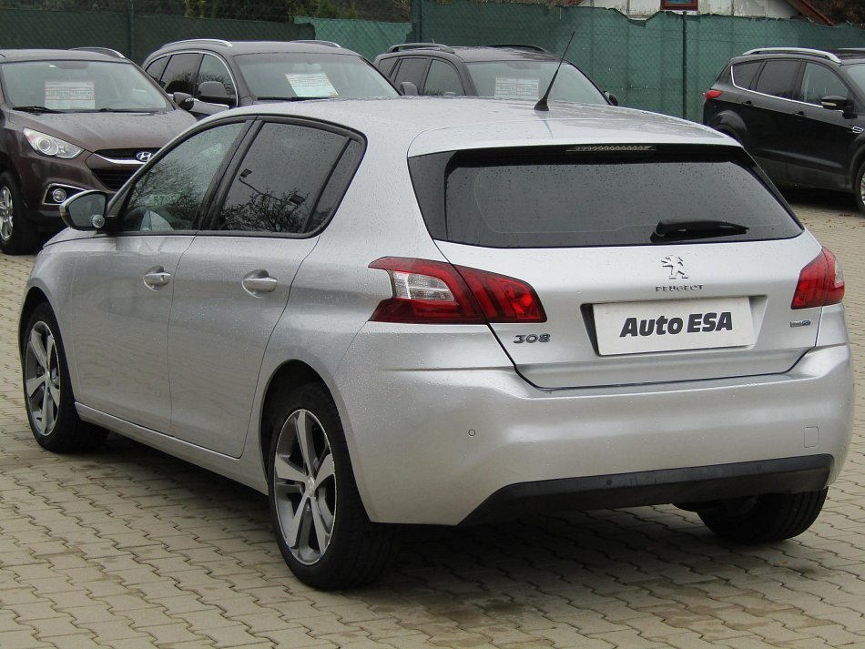 Peugeot 308 1.6 HDi 