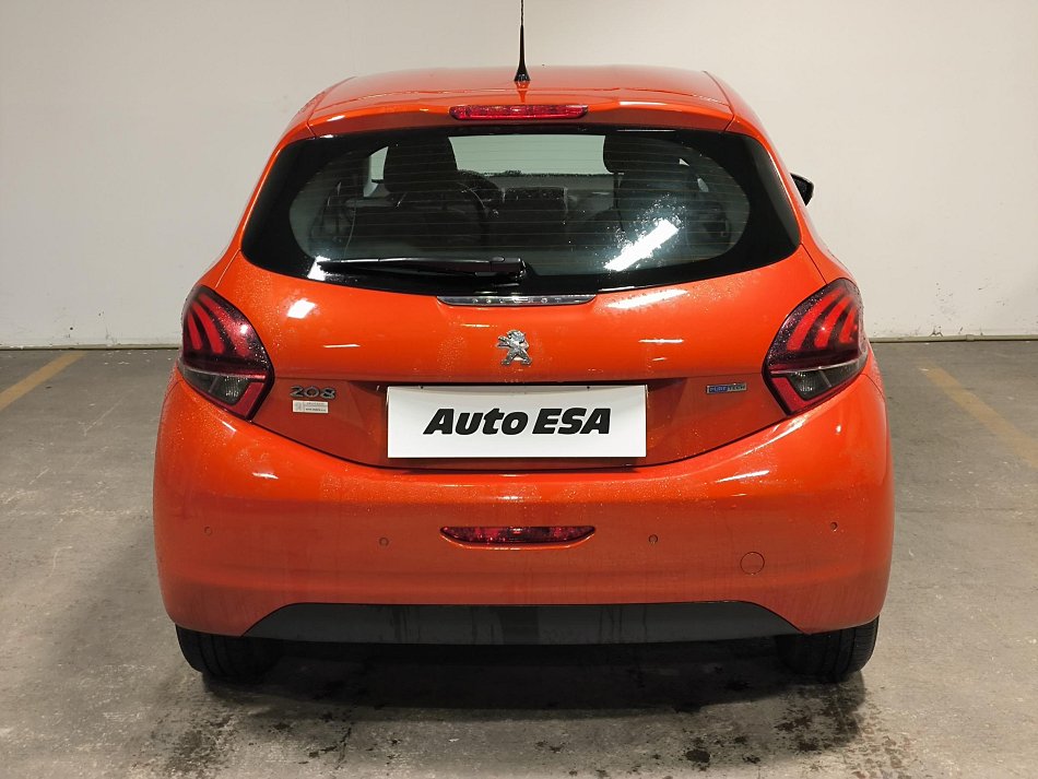 Peugeot 208 1.2PT 