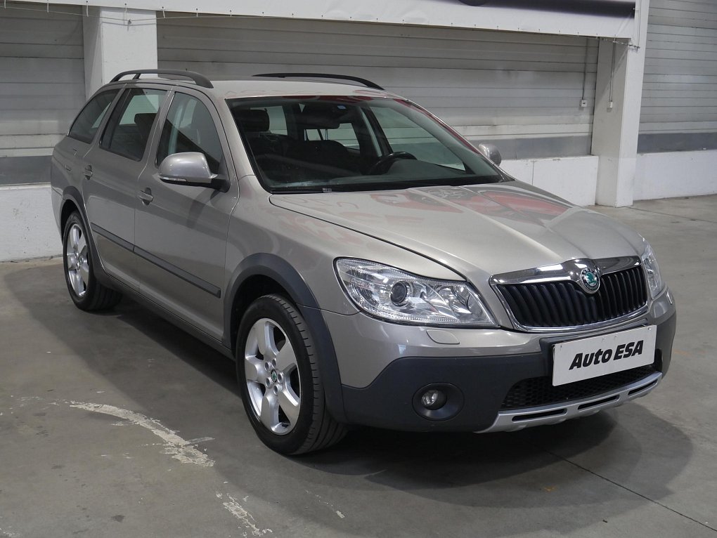 Škoda Octavia II 2.0 TDi Scout 4x4