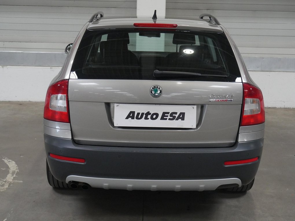 Škoda Octavia II 2.0 TDi Scout 4x4