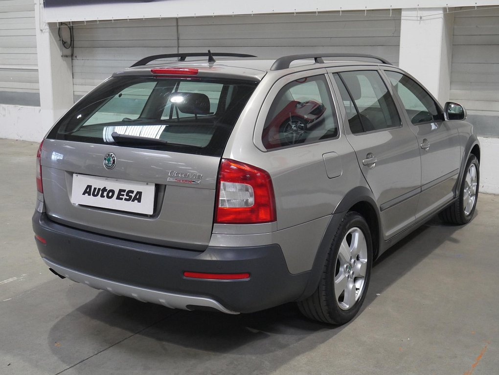 Škoda Octavia II 2.0 TDi Scout 4x4