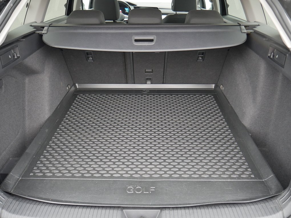 Volkswagen Golf 1.5TSi Life