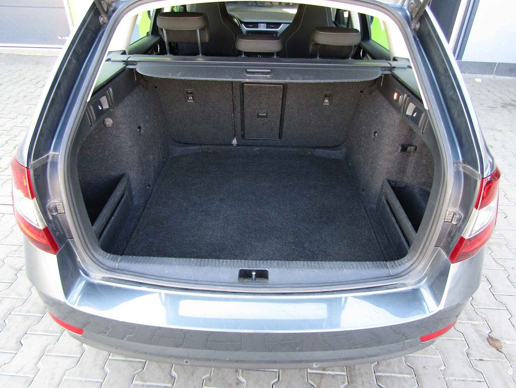 Škoda Octavia III 2.0 TDi Style
