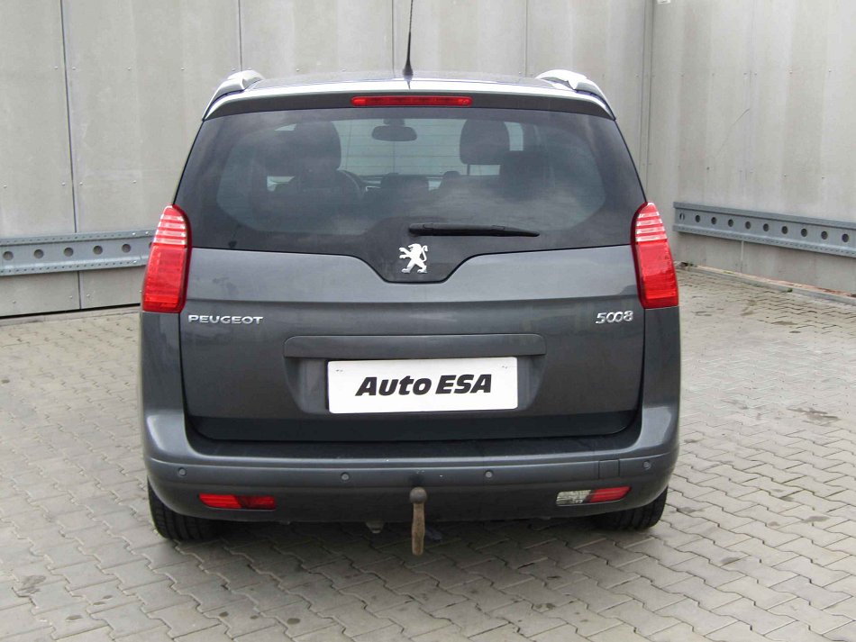 Peugeot 5008 2.0 HDi 