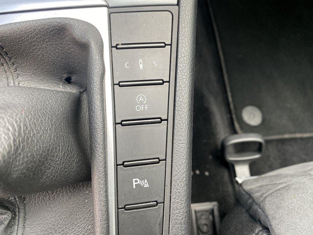 Volkswagen CC 2.0 TDi Sport